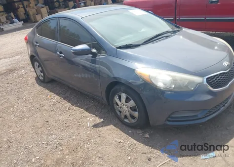 2015 Kia Forte Lx z USA, uszkodzony, nr VIN KNAFX4A67F5328976